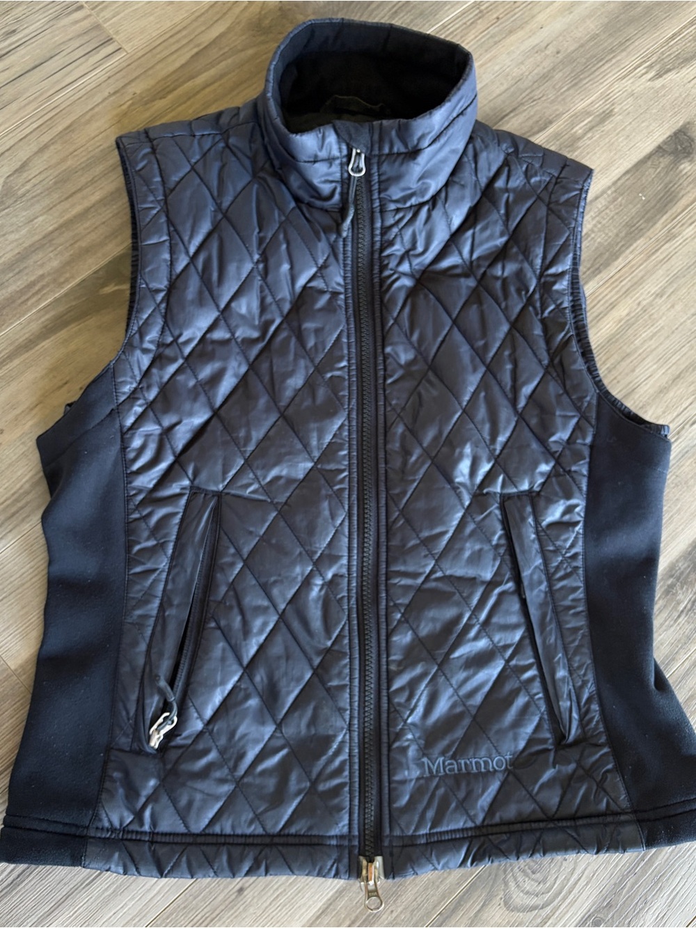 Marmot Women’s Quilted Insulated Vest Black Stretch Panels Small